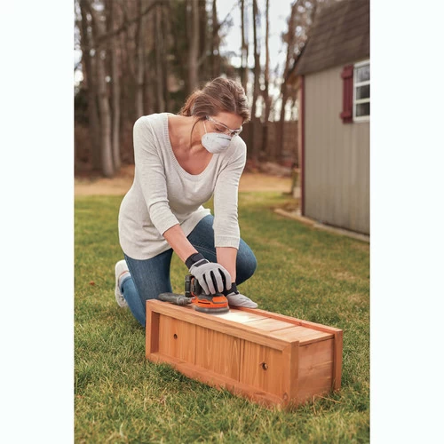 Black & Decker BDCRO20C 20V MAX Cordless Random Orbital Sander 9 Black & Decker BDCRO20C 20V MAX Cordless Random Orbital Sander - Image 9