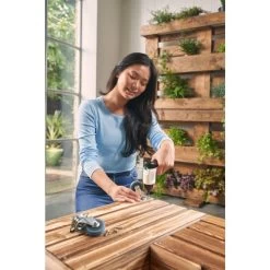 Black & Decker REVSD4C Reviva 4V MAX Lithium-Ion Cordless Screwdriver Kit (1.5 Ah) -Tool Store bdknrevsd4c e