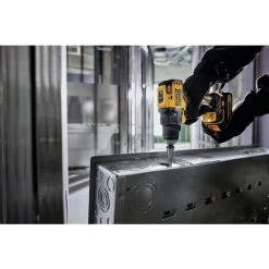 Dewalt DCD708C2-DCB204-BNDL 20V MAX XR ATOMIC Brushless Lithium-Ion 1/2 In. Cordless Compact Drill Driver Kit With 3 Batteries Bundle (1.5 Ah/4 Ah) -Tool Store dewndcd708c2 dcb204 bndl i