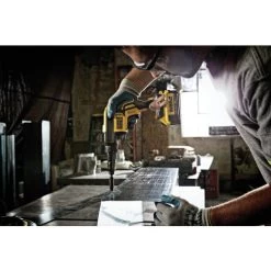 Dewalt DCF622B 20V MAX XR Brushless Lithium-Ion Cordless Versa-Clutch Adjustable Torque Screwgun (Tool Only) -Tool Store dewndcf622b b