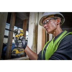 Dewalt DCF840E1 20V MAX Brushless Lithium-Ion 1/4 In. Cordless Impact Driver Kit (1.7 Ah) -Tool Store dewndcf840e1 f