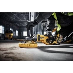 Dewalt DCG460X2 60V MAX Brushless Lithium-Ion 7 In. - 9 In. Cordless Large Angle Grinder Kit With 2 FLEXVOLT Batteries (9 Ah) -Tool Store dewndcg460x2 j