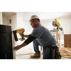 Dewalt DCN680B 20V MAX XR 18 Gauge Cordless Brad Nailer (Tool Only) -Tool Store dewndcn680b k