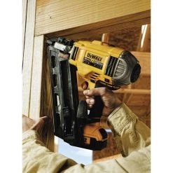 Dewalt DCN692M1 20V MAX XR Brushless Lithium-Ion Cordless 30 Degree Paper Collated Framing Nailer Kit (4 Ah) 36 Dewalt DCN692M1 20V MAX XR Brushless Lithium-Ion Cordless 30 Degree Paper Collated Framing Nailer Kit (4 Ah) -Tool Store dewndcn692m1 j