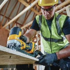 Dewalt DCS335B 20V MAX XR Cordless Barrel Grip Jig Saw (Tool Only) -Tool Store dewndcs335b c