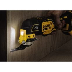 Dewalt DCS356B 20V MAX XR Brushless Lithium-Ion 3-Speed Cordless Oscillating Tool (Tool Only) -Tool Store dewndcs356b e
