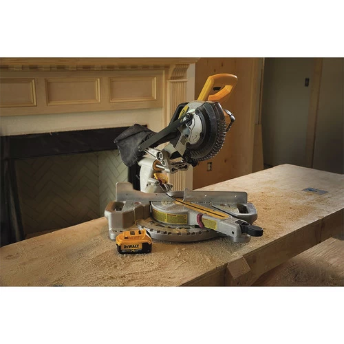 Dewalt DCS361M1 20V MAX Lithium-Ion Cordless 7 1/4 In. Sliding Miter Saw Kit (4 Ah) 14 Dewalt DCS361M1 20V MAX Lithium-Ion Cordless 7 1/4 In. Sliding Miter Saw Kit (4 Ah) - Image 14