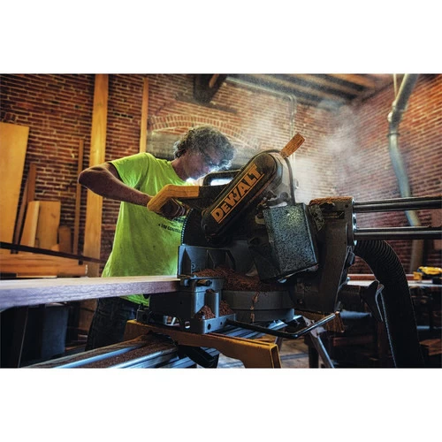 Dewalt DCS361M1 20V MAX Lithium-Ion Cordless 7 1/4 In. Sliding Miter Saw Kit (4 Ah) 17 Dewalt DCS361M1 20V MAX Lithium-Ion Cordless 7 1/4 In. Sliding Miter Saw Kit (4 Ah) - Image 17