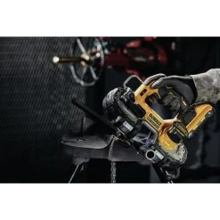 Dewalt DCS377Q1 ATOMIC 20V MAX Brushless Lithium-Ion 1-3/4 In. Cordless Band Saw Kit (4 Ah) -Tool Store dewndcs377q1 m