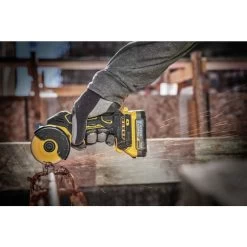 Dewalt DCS438E1 20V MAX XR Brushless Lithium-Ion 3 In. Cordless Cut-Off Tool Kit With POWERSTACK Compact Battery (1.7 Ah) -Tool Store dewndcs438e1 q