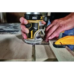 Dewalt DCW600B 20V MAX XR Cordless Compact Router (Tool Only) -Tool Store dewndcw600b g