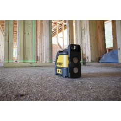 Dewalt DW088CG Green Cross Line Laser 10 Dewalt DW088CG Green Cross Line Laser -Tool Store dewndw088cg d