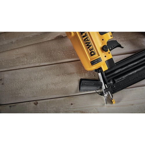 Dewalt DWFP12233 Precision Point 18-Gauge 2-1/8 In. Brad Nailer 10 Dewalt DWFP12233 Precision Point 18-Gauge 2-1/8 In. Brad Nailer - Image 10