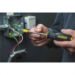 Dewalt DWHT62054 MAXFIT 4 Pc Screwdriver Set -Tool Store dewndwht62054 b