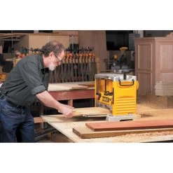 Factory Reconditioned Dewalt DW734R 12-1/2 In. Thickness Planer -Tool Store dewrdw734r d