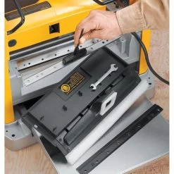Factory Reconditioned Dewalt DW734R 12-1/2 In. Thickness Planer -Tool Store dewrdw734r h