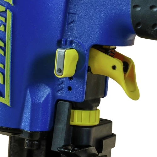 Estwing ECN45 15 Degree 1-3/4 In. Pneumatic Coil Roofing Nailer With Bag 4 Estwing ECN45 15 Degree 1-3/4 In. Pneumatic Coil Roofing Nailer With Bag - Image 4