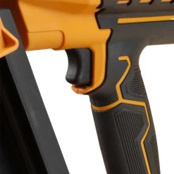 Freeman PE20V2183 20V Brushless Lithium-Ion 3-1/4 In. Cordless 21 Degree Framing Nailer Kit (4 Ah) -Tool Store fmnnpe20v2183 d