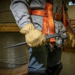 Klein Tools 3211 1-1/16 In. Nominal Opening Spud Wrench For Heavy Nut -Tool Store klnn3211 e