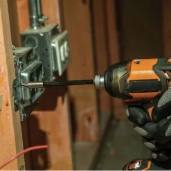 Klein Tools 32303 14-in-1 Multi-Bit Adjustable Length Screwdriver -Tool Store klnn32303 e