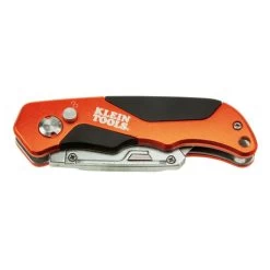 Klein Tools 44131 Heavy Duty Folding Utility Knife 10 Klein Tools 44131 Heavy Duty Folding Utility Knife -Tool Store klnn44131 b