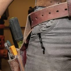 Klein Tools 44228 Electrician's Bearing-Assisted Open Pocket Knife 13 Klein Tools 44228 Electrician's Bearing-Assisted Open Pocket Knife -Tool Store klnn44228 f