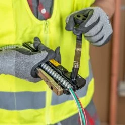 Klein Tools 53725 BX And Armored Cable Cutter -Tool Store klnn53725 g