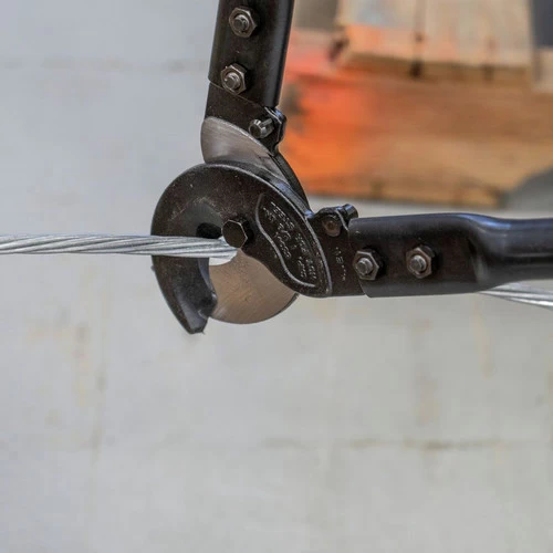 Klein Tools 63041 25 In. Standard Cable Cutter 8 Klein Tools 63041 25 In. Standard Cable Cutter - Image 8