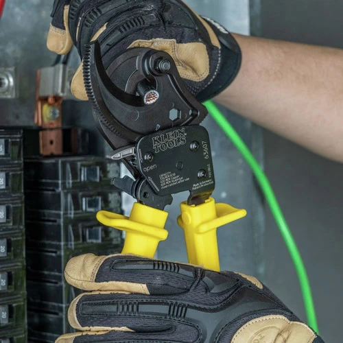 Klein Tools 63607 Ratcheting ACSR Cable Cutter 8 Klein Tools 63607 Ratcheting ACSR Cable Cutter - Image 8