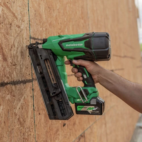Metabo HPT NR3690DCM MultiVolt 36V Brushless Lithium-Ion Cordless Paper Strip Framing Nailer Kit (2.5 Ah) 13 Metabo HPT NR3690DCM MultiVolt 36V Brushless Lithium-Ion Cordless Paper Strip Framing Nailer Kit (2.5 Ah) - Image 13
