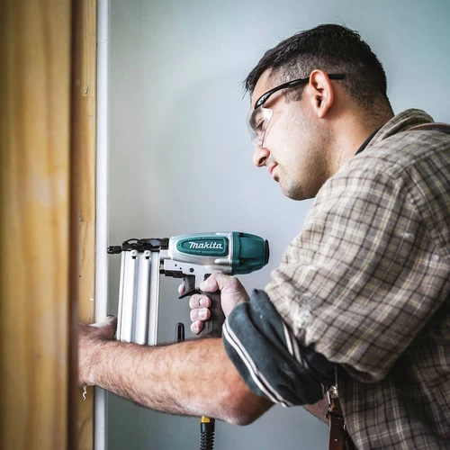 Makita AF506 18 Gauge 2 In. Brad Nailer 13 Makita AF506 18 Gauge 2 In. Brad Nailer - Image 13