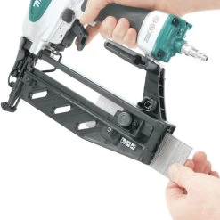 Makita AF601 16-Gauge 2-1/2 In. Pneumatic Straight Finish Nailer 28 Makita AF601 16-Gauge 2-1/2 In. Pneumatic Straight Finish Nailer -Tool Store mktnaf601 l