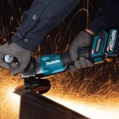 Makita GAG03M1 40V Max XGT Brushless Lithium-Ion 4-1/2 In./5 In. Cordless Paddle Switch Angle Grinder Kit With Electric Brake (4 Ah) -Tool Store mktngag03m1 h