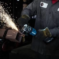 Makita GAG03M1 40V Max XGT Brushless Lithium-Ion 4-1/2 In./5 In. Cordless Paddle Switch Angle Grinder Kit With Electric Brake (4 Ah) -Tool Store mktngag03m1 l