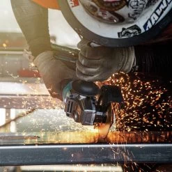 Makita GAG06M1 40V Max XGT Brushless Lithium-Ion 4-1/2 In./5 In. Cordless Paddle Switch Angle Grinder Kit With Electric Brake And AWS (4 Ah) 25 Makita GAG06M1 40V Max XGT Brushless Lithium-Ion 4-1/2 In./5 In. Cordless Paddle Switch Angle Grinder Kit With Electric Brake And AWS (4 Ah) -Tool Store mktngag06m1 e