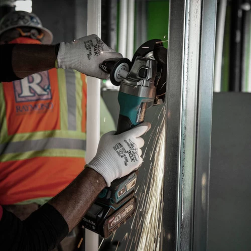 Makita GAG06M1 40V Max XGT Brushless Lithium-Ion 4-1/2 In./5 In. Cordless Paddle Switch Angle Grinder Kit With Electric Brake And AWS (4 Ah) 8 Makita GAG06M1 40V Max XGT Brushless Lithium-Ion 4-1/2 In./5 In. Cordless Paddle Switch Angle Grinder Kit With Electric Brake And AWS (4 Ah) - Image 8