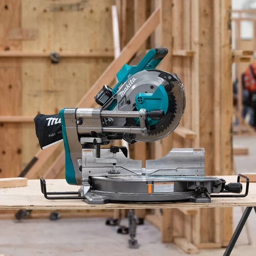 Makita GSL03M1 40V Max XGT Brushless Lithium-Ion 10 In. Cordless AWS Capable Dual-Bevel Sliding Compound Miter Saw Kit (4 Ah) 9 Makita GSL03M1 40V Max XGT Brushless Lithium-Ion 10 In. Cordless AWS Capable Dual-Bevel Sliding Compound Miter Saw Kit (4 Ah) - Image 9