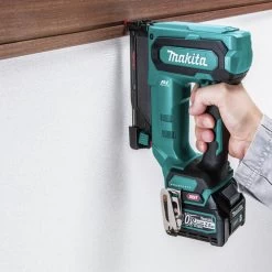 Makita GTP01D1 40V Max XGT Brushless Lithium-Ion 23 Gauge Cordless Pin Nailer Kit (2.5 Ah) -Tool Store mktngtp01d1 p