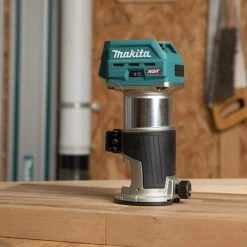 Makita GTR01Z 40V Max XGT Brushless Lithium-Ion Cordless Compact Router (Tool Only) -Tool Store mktngtr01z d