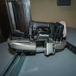 Makita XBP05ZB 18V LXT Sub-Compact Brushless Lithium-Ion Cordless Band Saw (Tool Only) 25 Makita XBP05ZB 18V LXT Sub-Compact Brushless Lithium-Ion Cordless Band Saw (Tool Only) -Tool Store mktnxbp05zb l