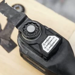 Makita XMT04R1B StarlockMax 18V LXT Brushless Sub-Compact Lithium-Ion Cordless Oscillating Multi-Tool Kit (2 Ah) -Tool Store mktnxmt04r1b k