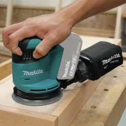 Makita XOB01Z-BL1840DC1 18V LXT Lithium-Ion 5 In. Cordless Random Orbit Sander And Battery With Charger Starter Pack Bundle (4 Ah) 32 Makita XOB01Z-BL1840DC1 18V LXT Lithium-Ion 5 In. Cordless Random Orbit Sander And Battery With Charger Starter Pack Bundle (4 Ah) -Tool Store mktnxob01z bl1840bdc1 bndl n