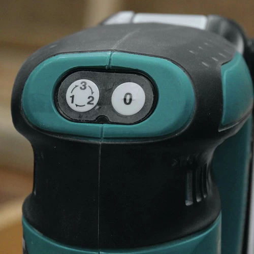 Makita XOB01Z-BL1840DC1 18V LXT Lithium-Ion 5 In. Cordless Random Orbit Sander And Battery With Charger Starter Pack Bundle (4 Ah) 17 Makita XOB01Z-BL1840DC1 18V LXT Lithium-Ion 5 In. Cordless Random Orbit Sander And Battery With Charger Starter Pack Bundle (4 Ah) - Image 17