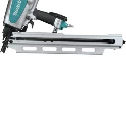 Factory Reconditioned Makita AN924-R 21-Degree Full Round Head 3-1/2 In. Framing Nailer -Tool Store mktran924 r c