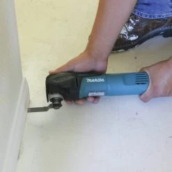 Factory Reconditioned Makita TM3010C-R Multi-Tool -Tool Store mktrtm3010c r b