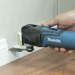Factory Reconditioned Makita TM3010C-R Multi-Tool -Tool Store mktrtm3010c r n