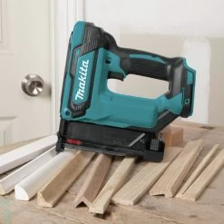 Factory Reconditioned Makita XTP02Z-R 18V LXT Lithium-Ion Cordless 23 Gauge Pin Nailer (Tool Only) -Tool Store mktrxtp02z r d