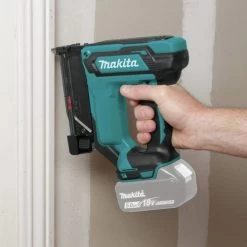 Factory Reconditioned Makita XTP02Z-R 18V LXT Lithium-Ion Cordless 23 Gauge Pin Nailer (Tool Only) -Tool Store mktrxtp02z r e