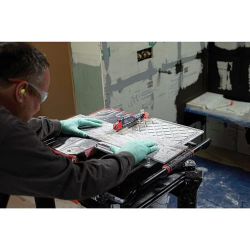 Porter-Cable PCE980 7 In. Table Top Wet Tile Saw 9 Porter-Cable PCE980 7 In. Table Top Wet Tile Saw - Image 9
