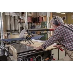 SawStop ICS73480-52 480V 3-Phase 7.5 HP Industrial Cabinet Saw With 52 In. Industrial T-Glide Fence System -Tool Store sspnics73480 52 e